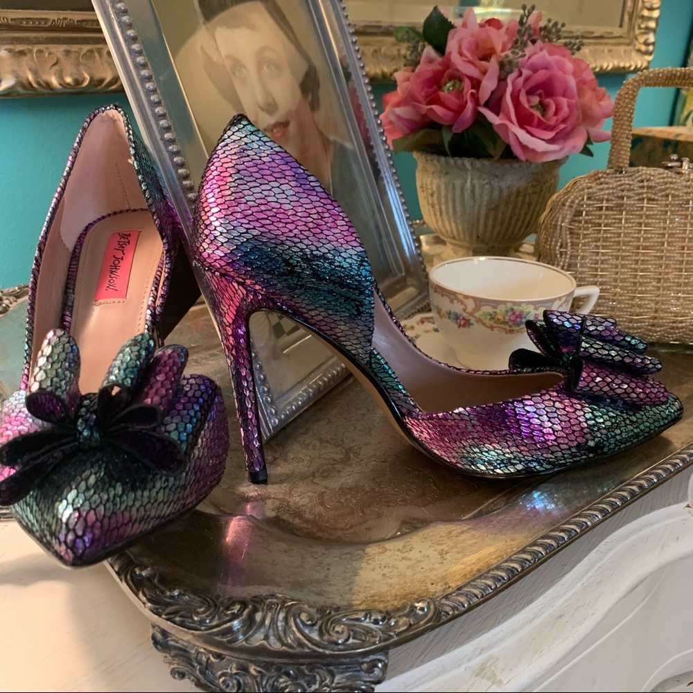 Betsey Johnson Iridescent Snake Snake Skin Pattern Heel